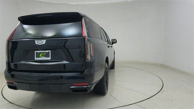 Used 2023 Cadillac Escalade ESV Sport Platinum w/ LPO, ONYX Package image 79