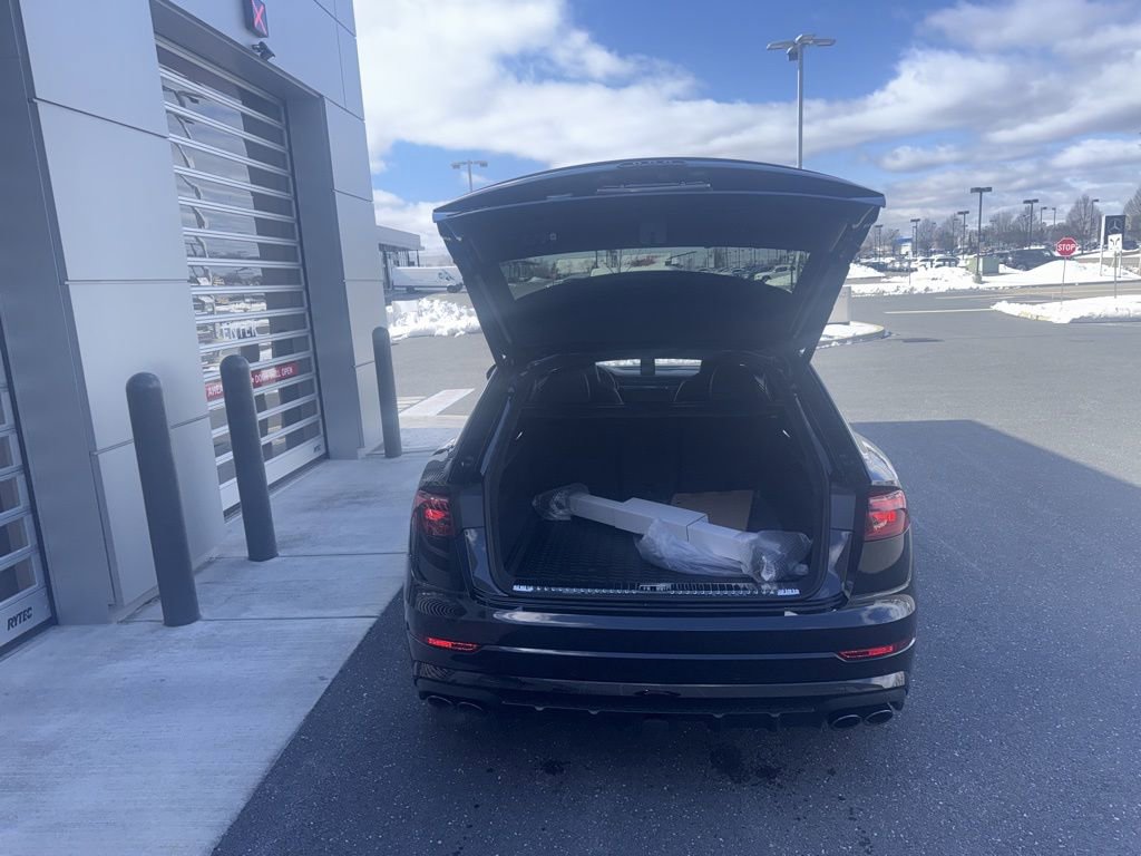 New 2026 Audi SQ8 Prestige image 35