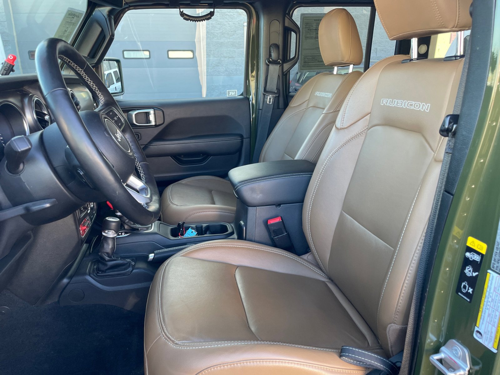 Used 2021 Jeep Wrangler Unlimited Rubicon image 12