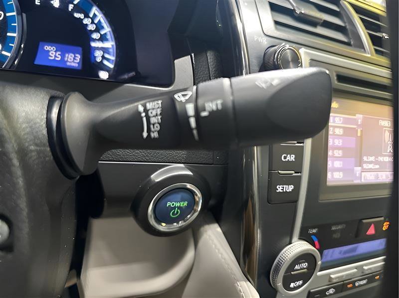 Used 2014 Toyota Camry LE FWD image 17