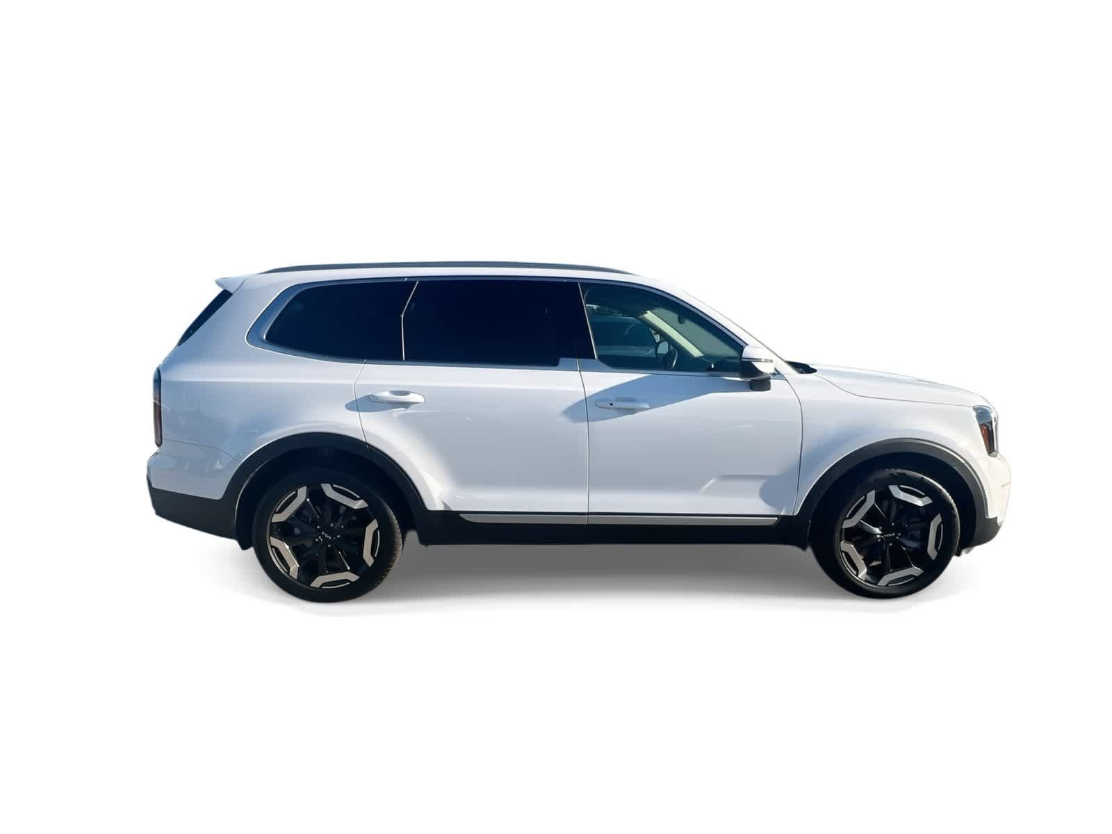 Used 2025 Kia Telluride EX FWD image 9