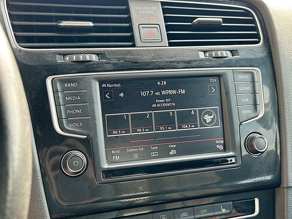 Used 2017 Volkswagen GTI S image 13