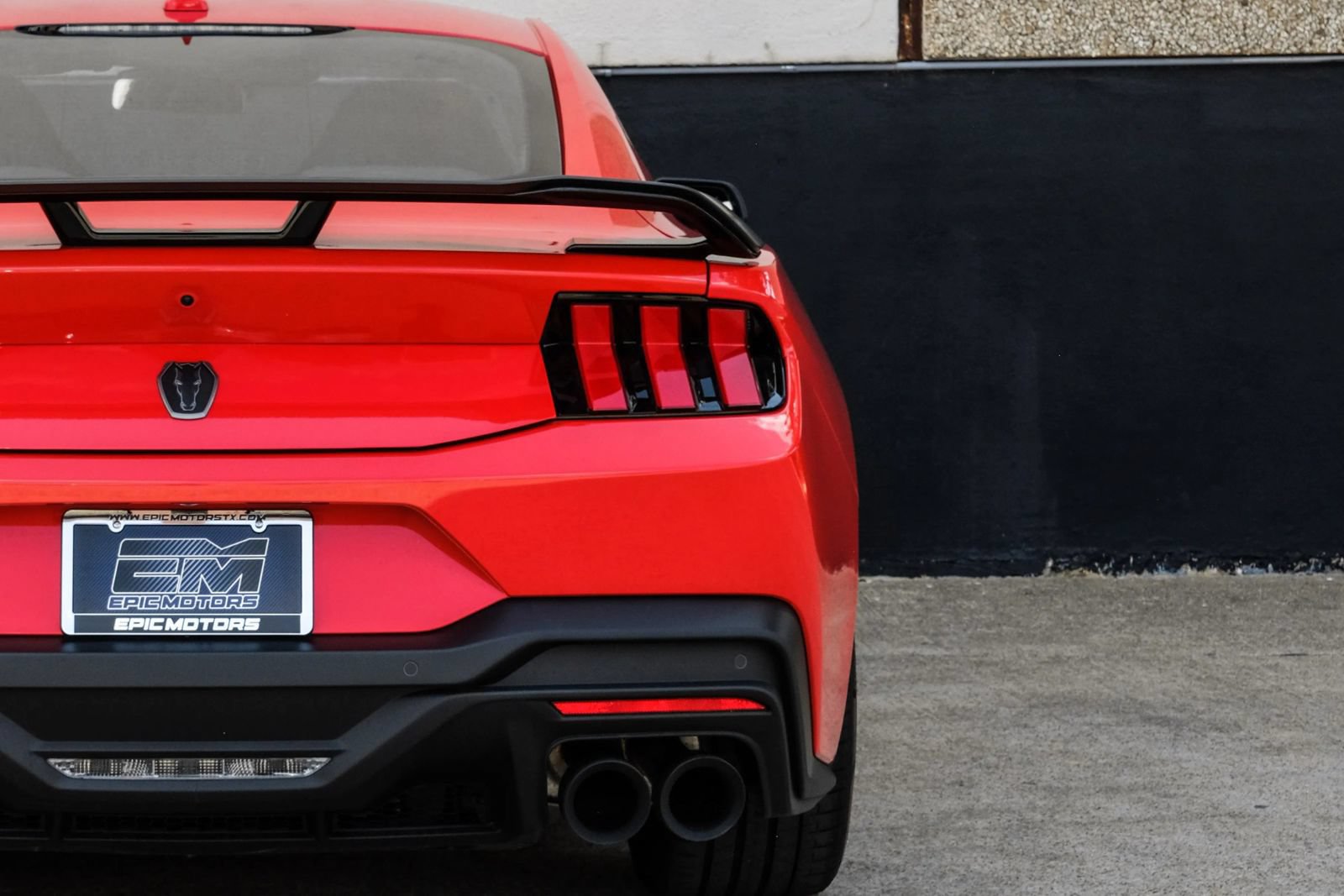 Used 2025 Ford Mustang Dark Horse RWD image 44