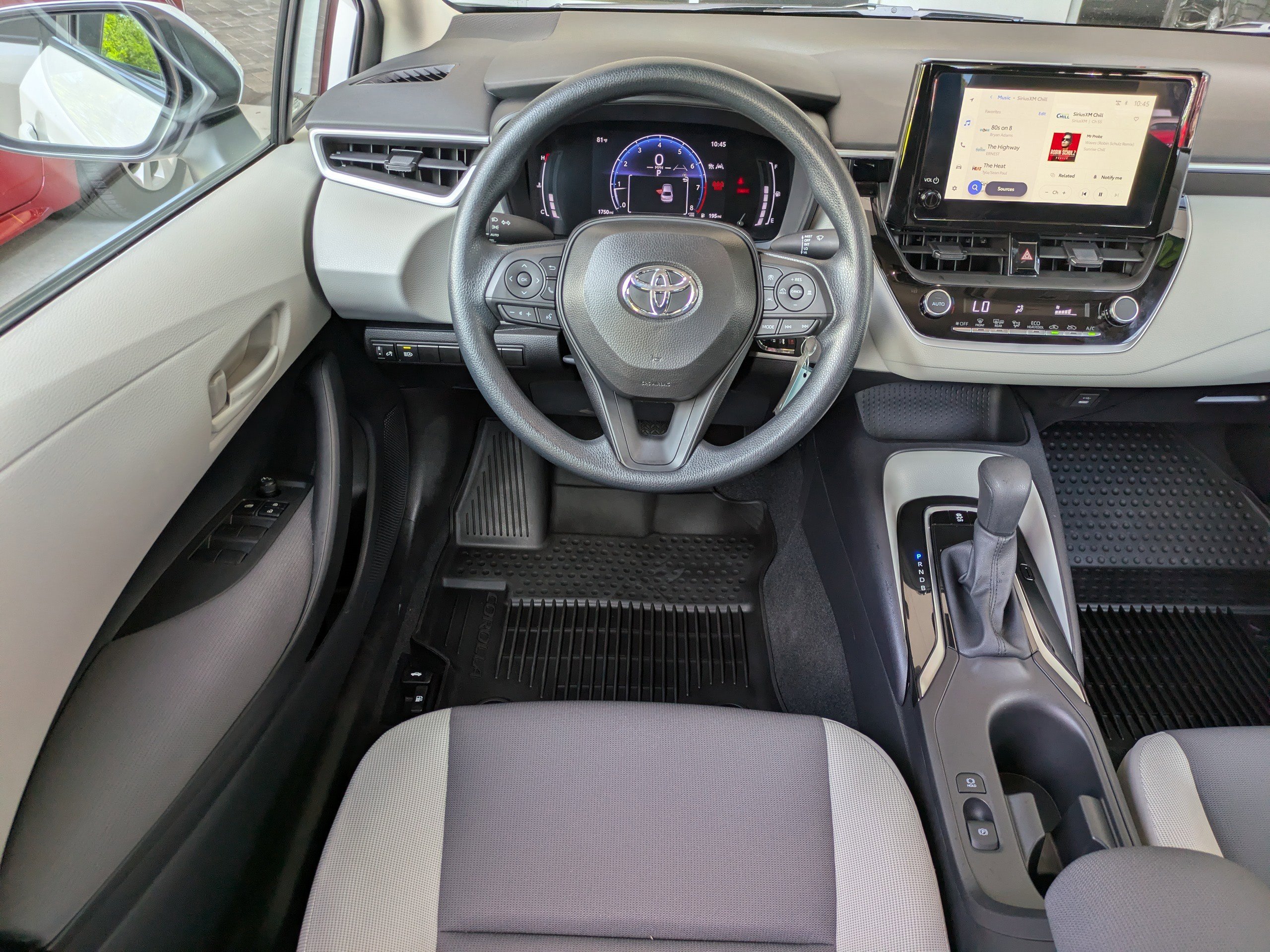 Used 2026 Toyota Corolla LE FWD image 16