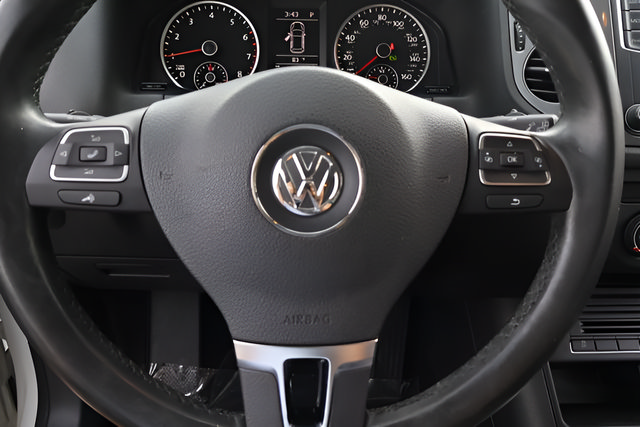 Used 2016 Volkswagen Tiguan S FWD image 22