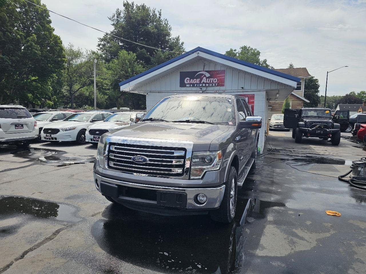 Used 2013 Ford F150 Lariat w/ Luxury Equipment Group AWD/4WD image 4