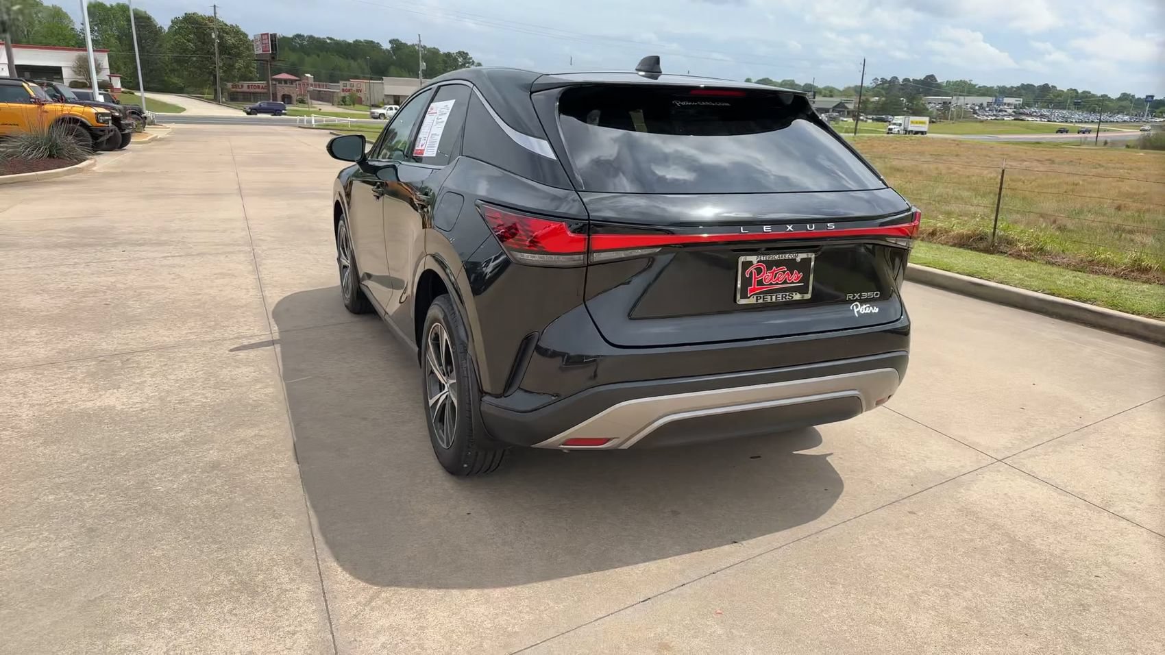 Used 2024 Lexus RX 350 FWD w/ Technology Package image 6