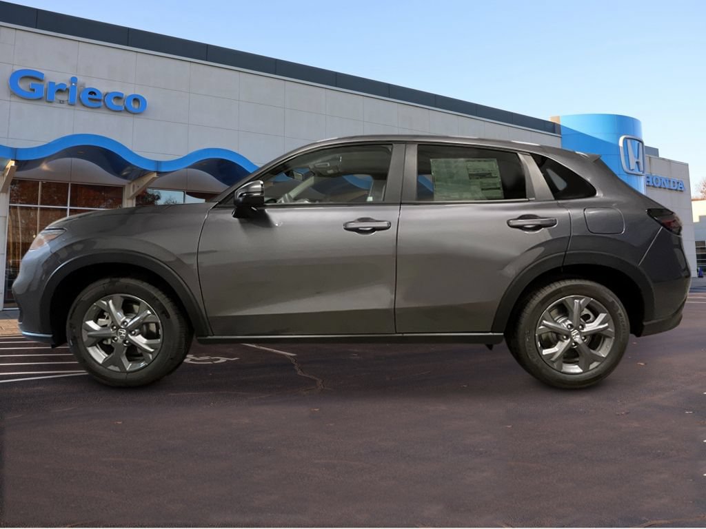 New 2027 Honda HR-V LX image 2