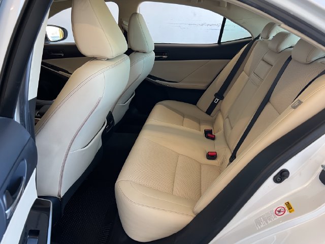 Used 2016 Lexus IS 200t w/ Navigation System Package RWD image 32