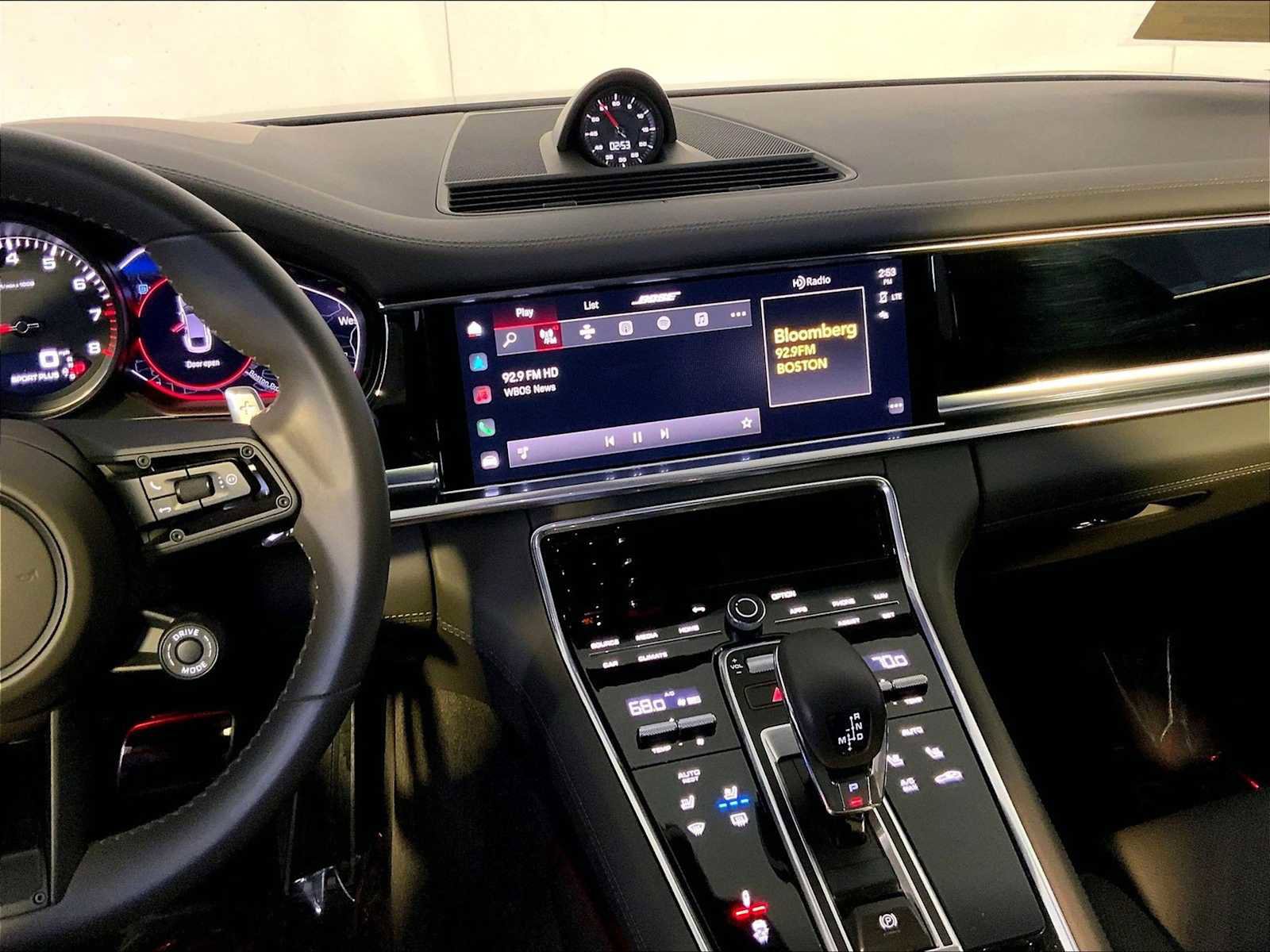 Certified 2023 Porsche Panamera 4S image 16
