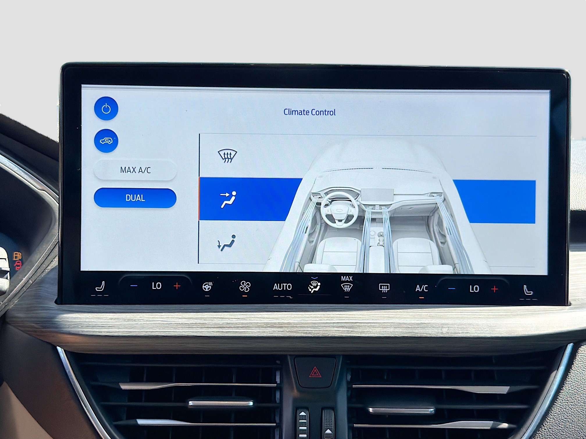 Used 2023 Ford Escape Platinum image 29