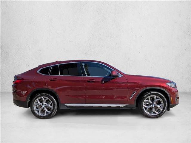 Used 2025 BMW X4 xDrive30i AWD/4WD image 4