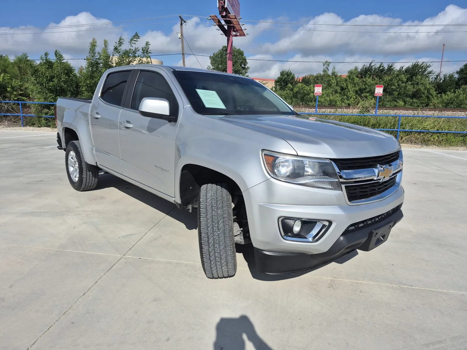 Used 2019 Chevrolet Colorado LT w/ LT Convenience Package RWD image 4