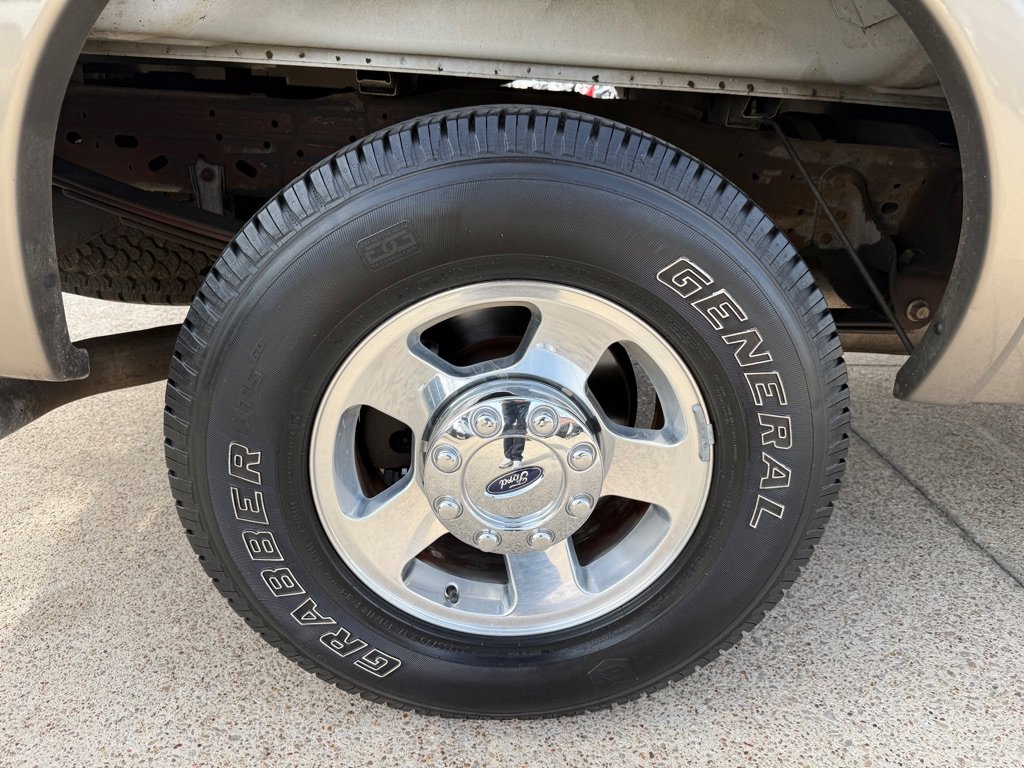 Used 2005 Ford F250 2WD Crew Cab Super Duty image 14