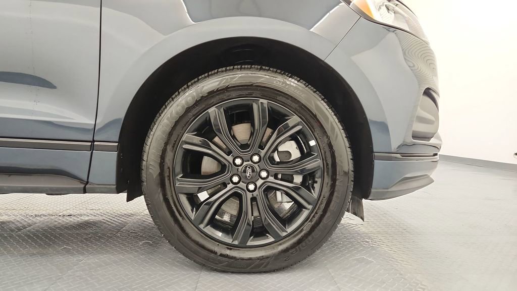 New 2024 Ford Edge SE w/ Black Appearance Package AWD/4WD image 13