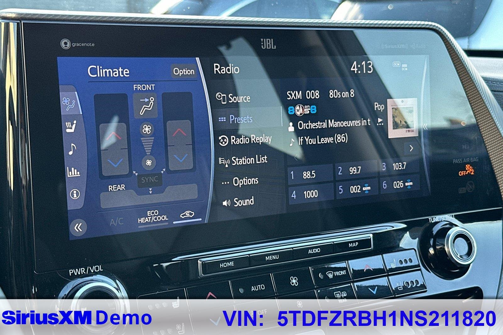 Certified 2022 Toyota Highlander Platinum image 33