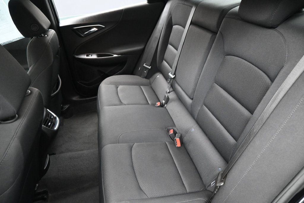 Used 2024 Chevrolet Malibu LT FWD image 28