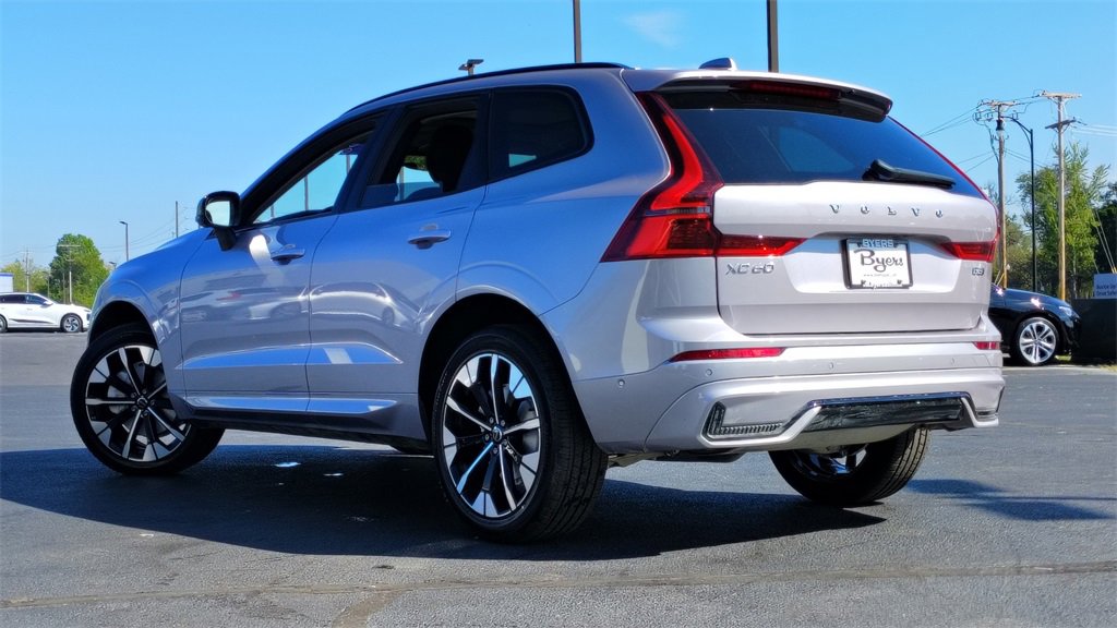 New 2026 Volvo XC60 B5 Plus w/ Climate Package image 4