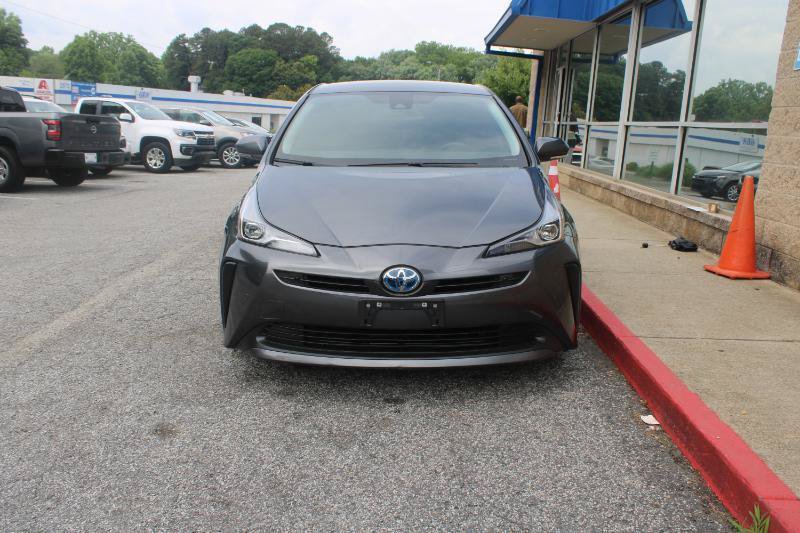 Used 2022 Toyota Prius LE FWD image 2