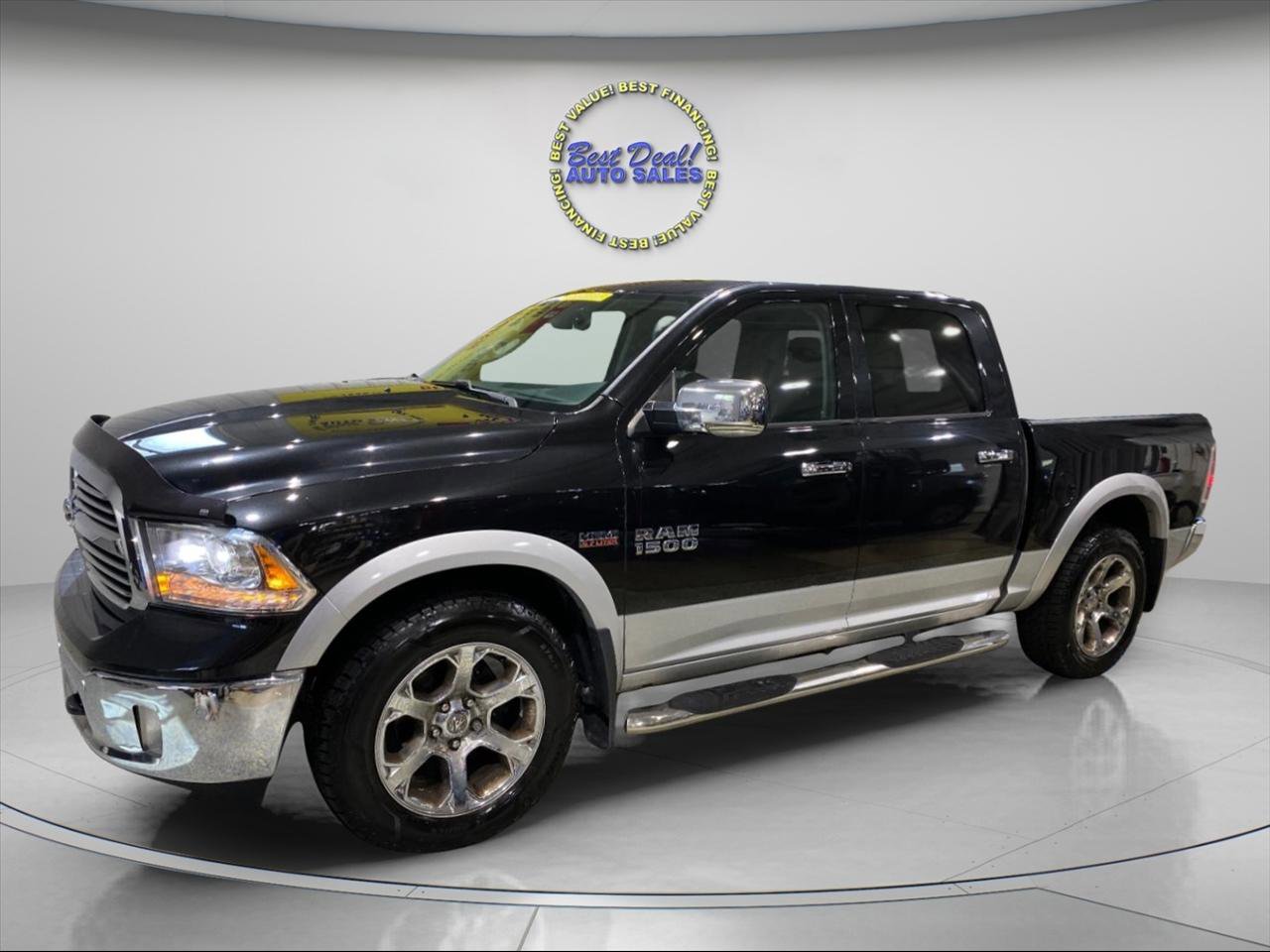 Used 2016 RAM 1500 Laramie w/ Convenience Group