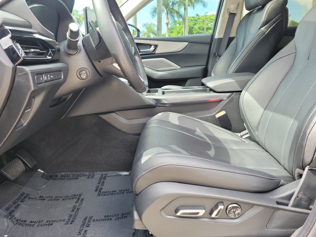 Used 2025 Acura MDX w/ Technology Package FWD image 22