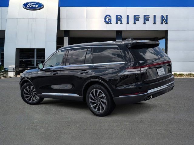New 2026 Lincoln Aviator 2WD image 9
