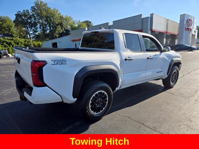 Used 2025 Toyota Tacoma TRD Off-Road AWD/4WD image 9
