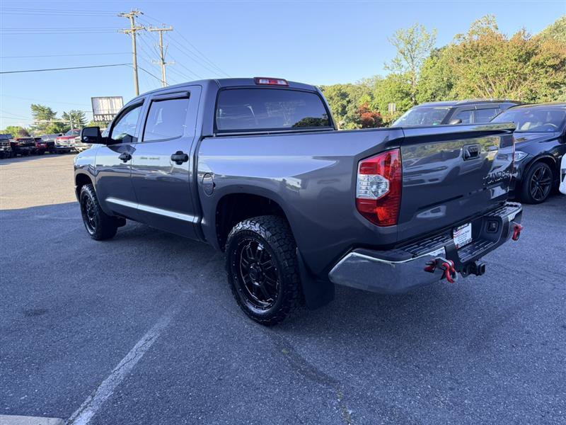 Used 2017 Toyota Tundra SR5 AWD/4WD image 7