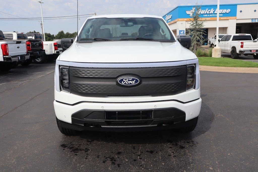 Used 2025 Ford F150 Lightning Flash image 10