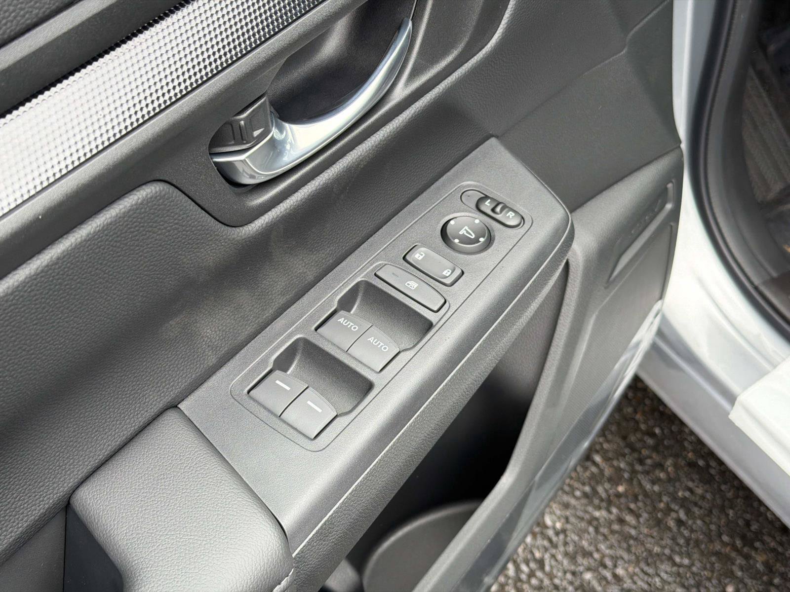 New 2027 Honda CR-V EX image 7