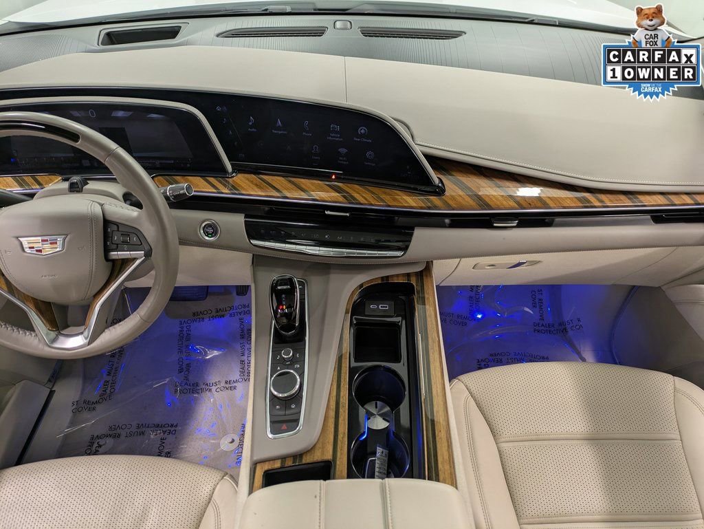 Used 2022 Cadillac Escalade Premium Luxury Platinum w/ Heavy-Duty Trailer Package image 22