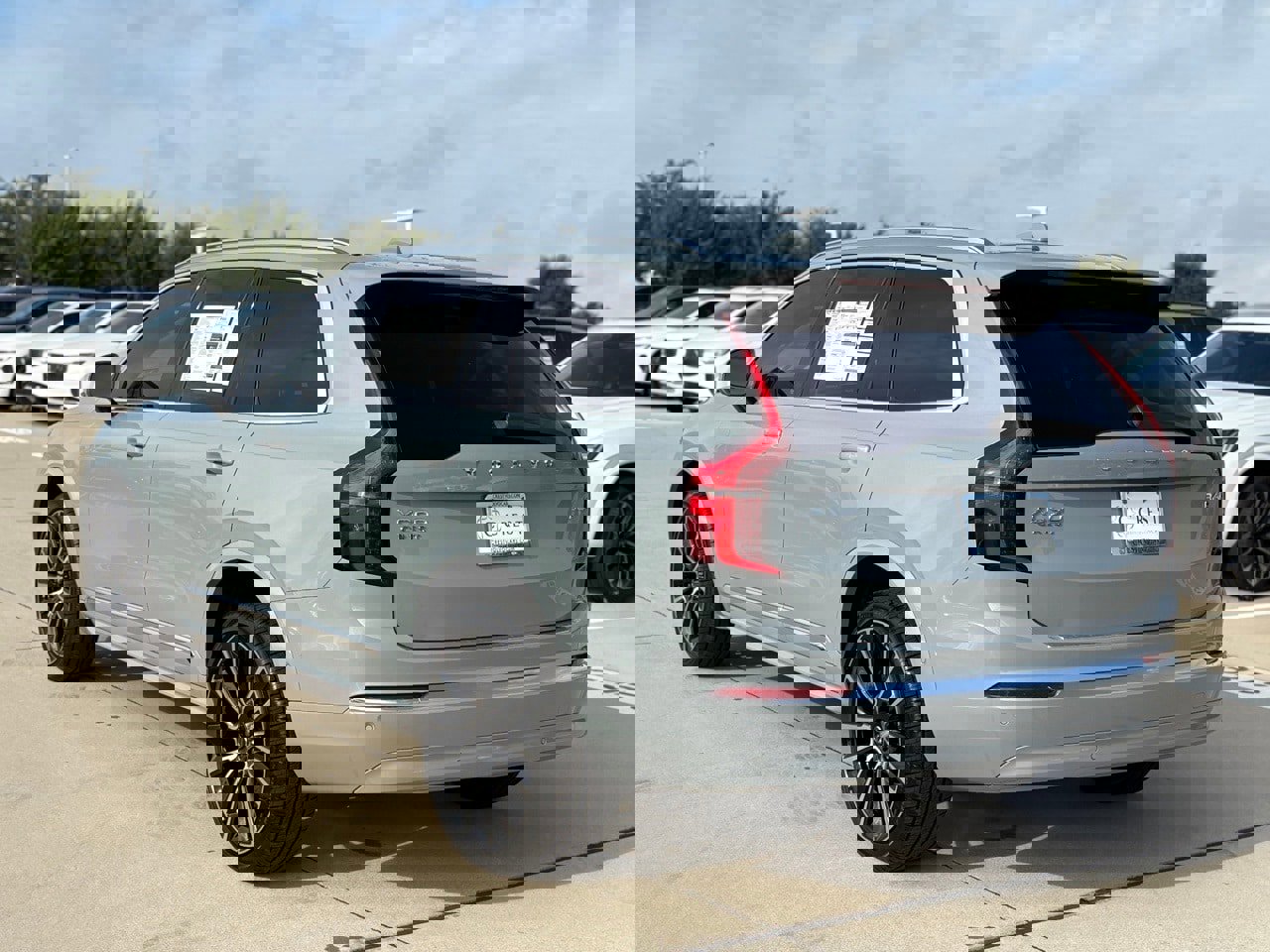 New 2026 Volvo XC90 B6 Ultra w/ Lounge Package image 5