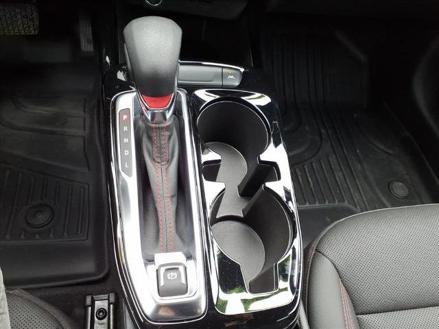 Used 2025 Chevrolet Trax RS image 25