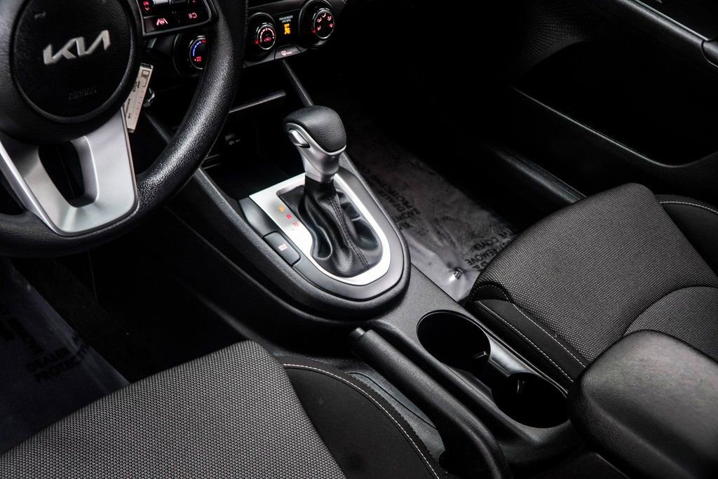 Used 2023 Kia Forte LXS w/ LXS Technology Package image 16