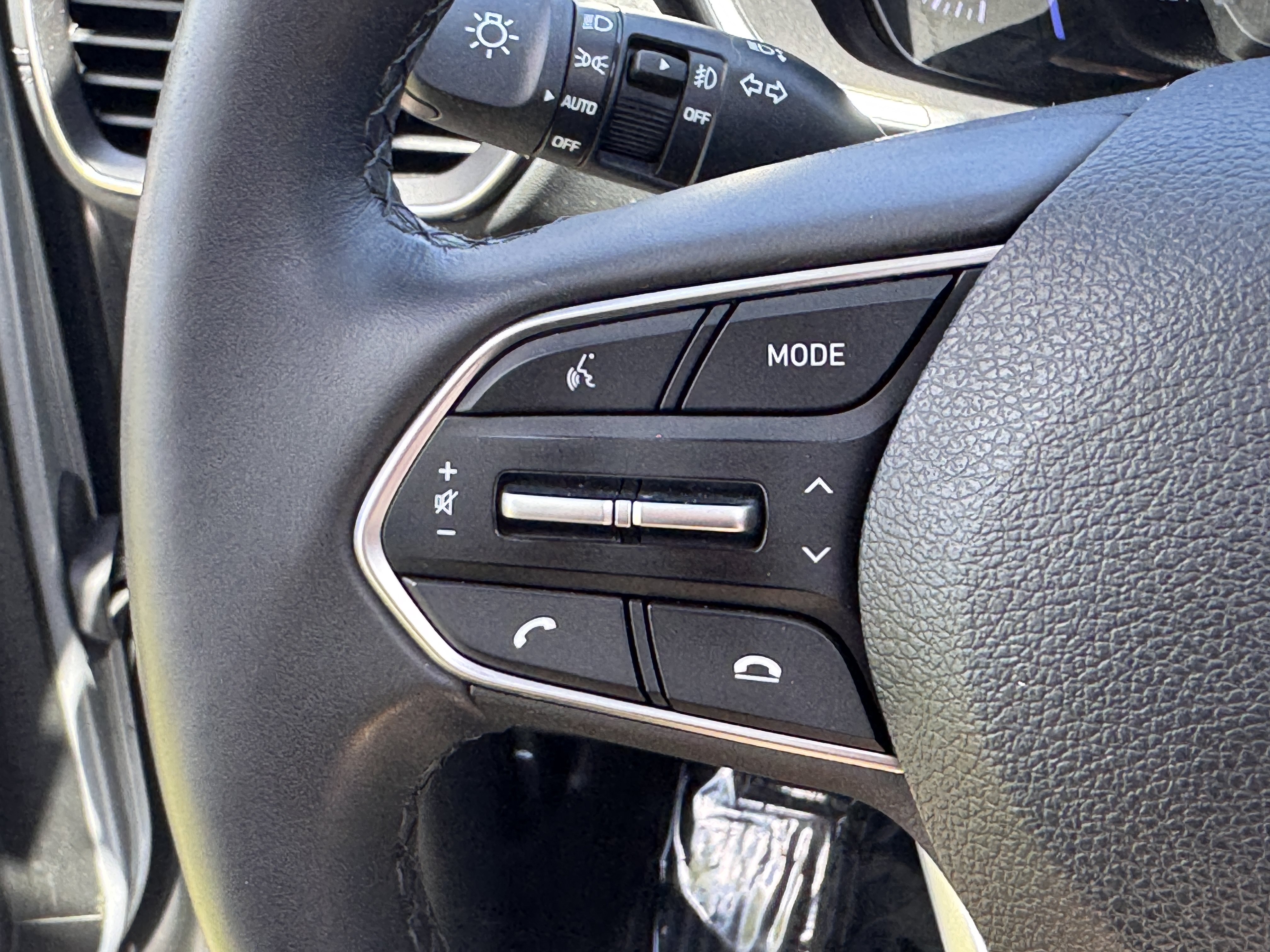 Used 2019 Hyundai Santa Fe AWD image 31