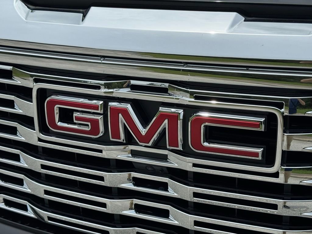 New 2025 GMC Sierra 1500 Denali w/ Denali Reserve Package image 7