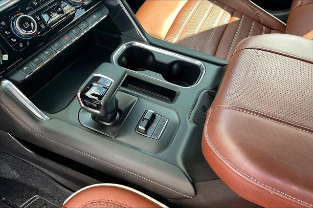 Used 2024 GMC Sierra 1500 Denali Ultimate image 16
