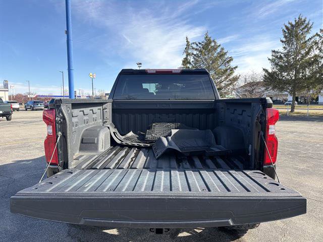 Used 2024 Chevrolet Silverado 1500 RST w/ Redline Edition AWD/4WD image 18