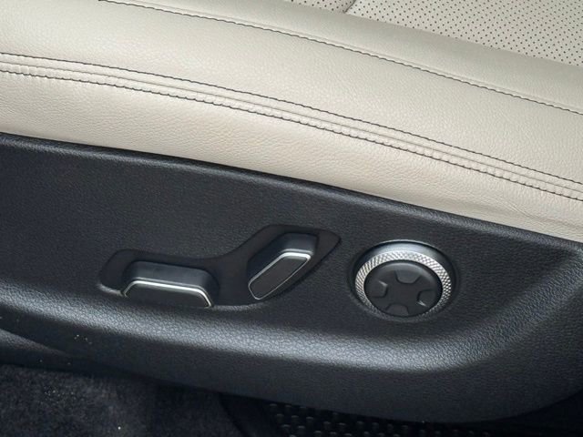 Certified 2023 Genesis GV70 2.5T image 23