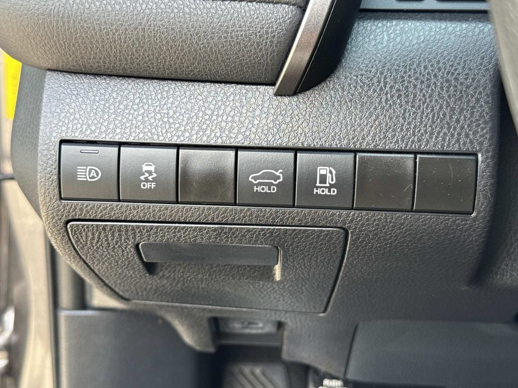 Used 2024 Toyota Camry LE FWD image 40