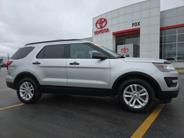 Used 2017 Ford Explorer 4WD image 1