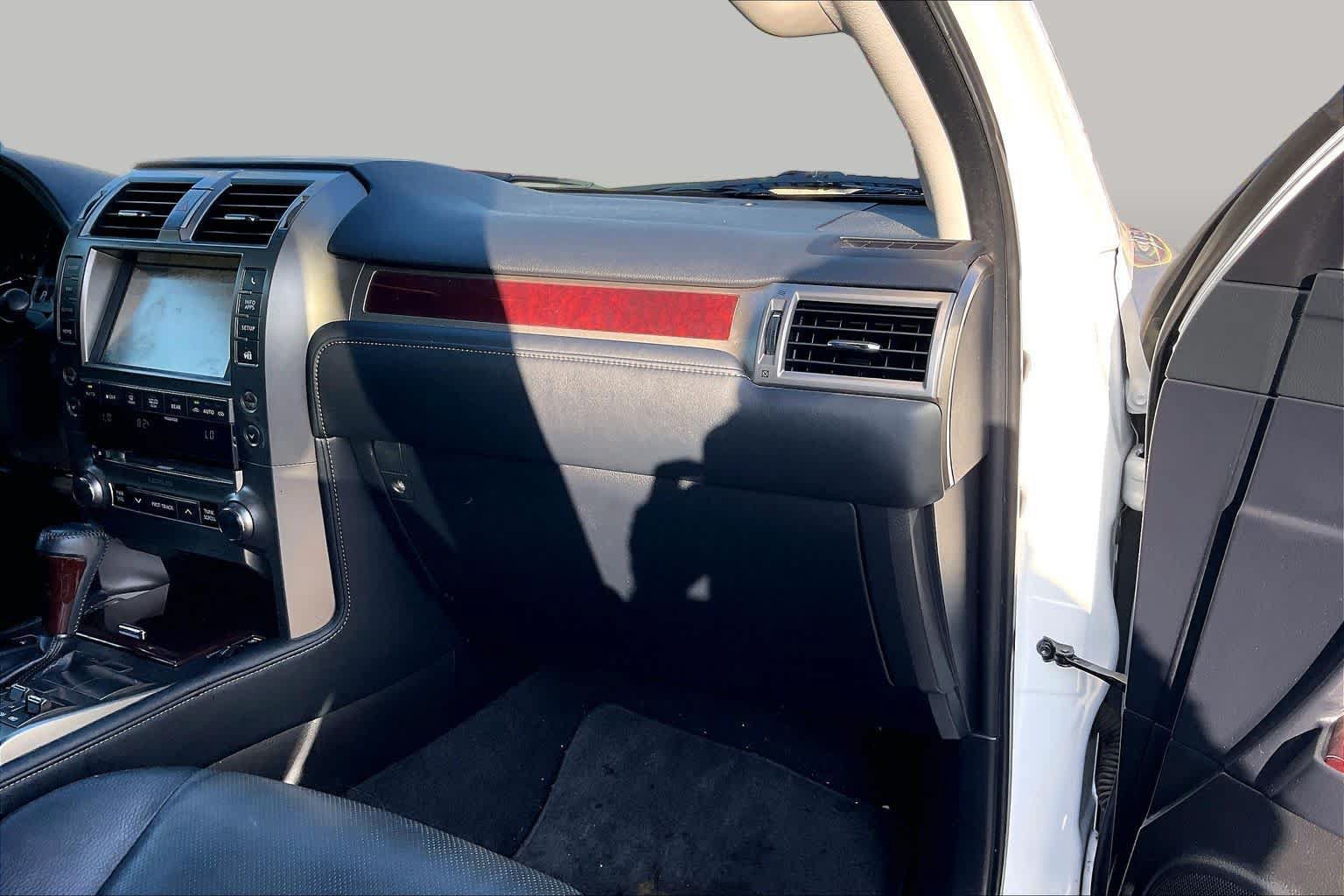 Used 2019 Lexus GX 460 Premium AWD/4WD image 18