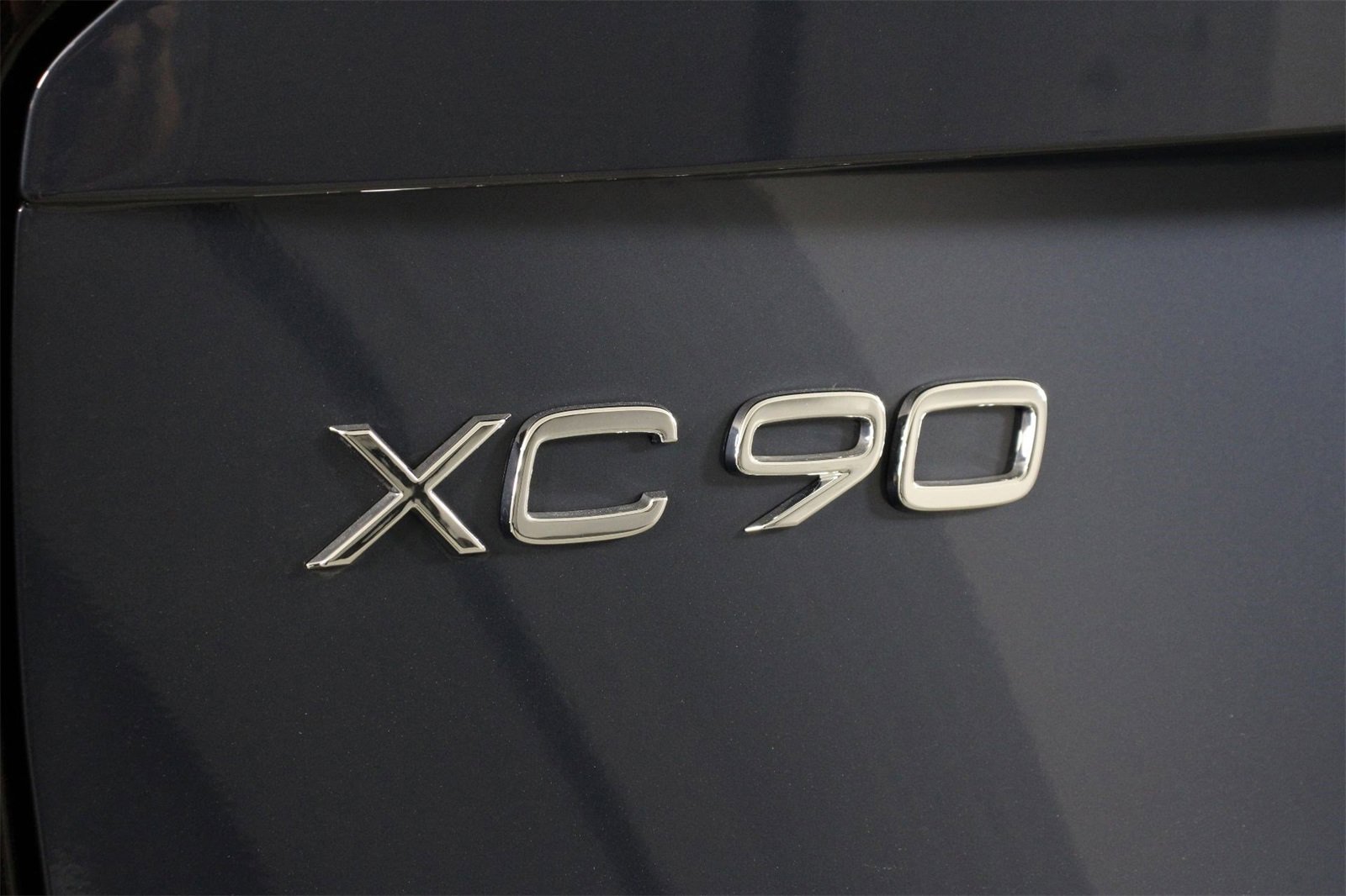 Certified 2025 Volvo XC90 B5 Core image 19