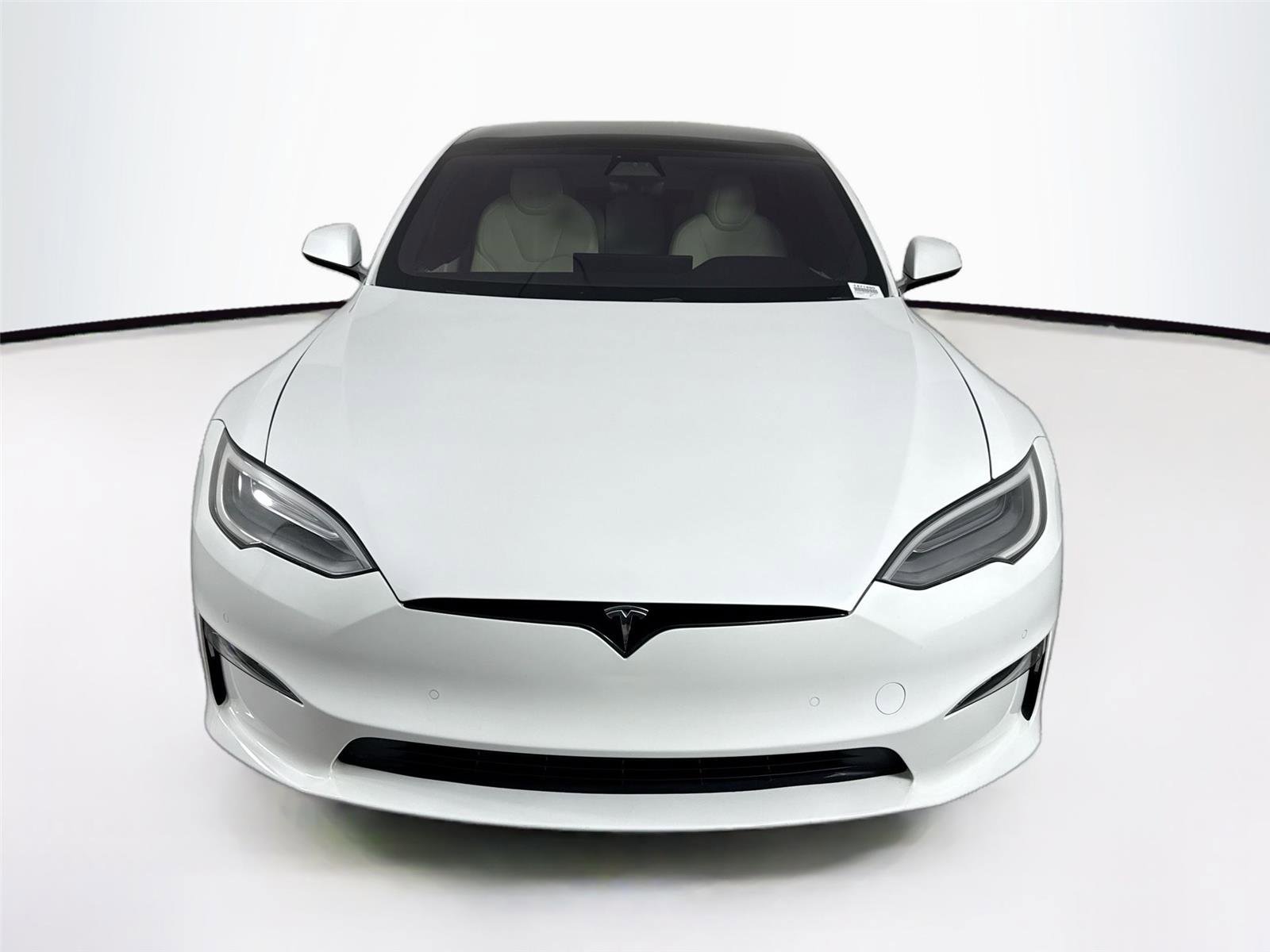 Used 2022 Tesla Model S image 9