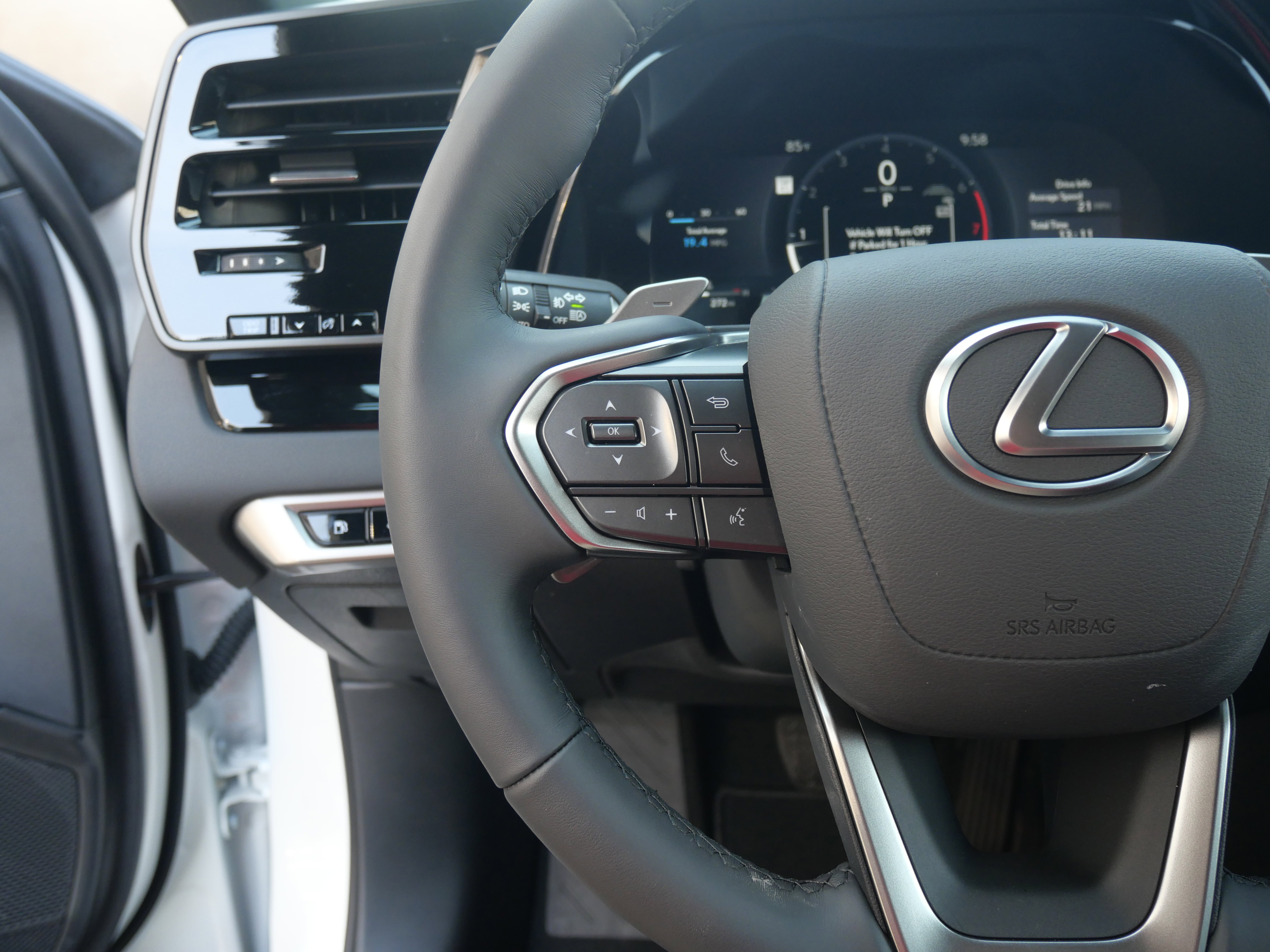 Used 2025 Lexus RX 350 FWD image 23