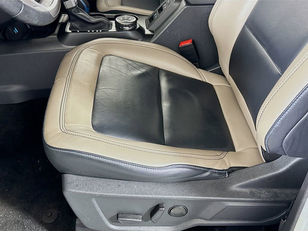 Used 2023 Ford Bronco Wildtrak image 19