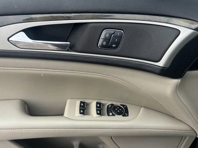 Used 2017 Lincoln MKZ Reserve w/ Climate Package FWD image 11