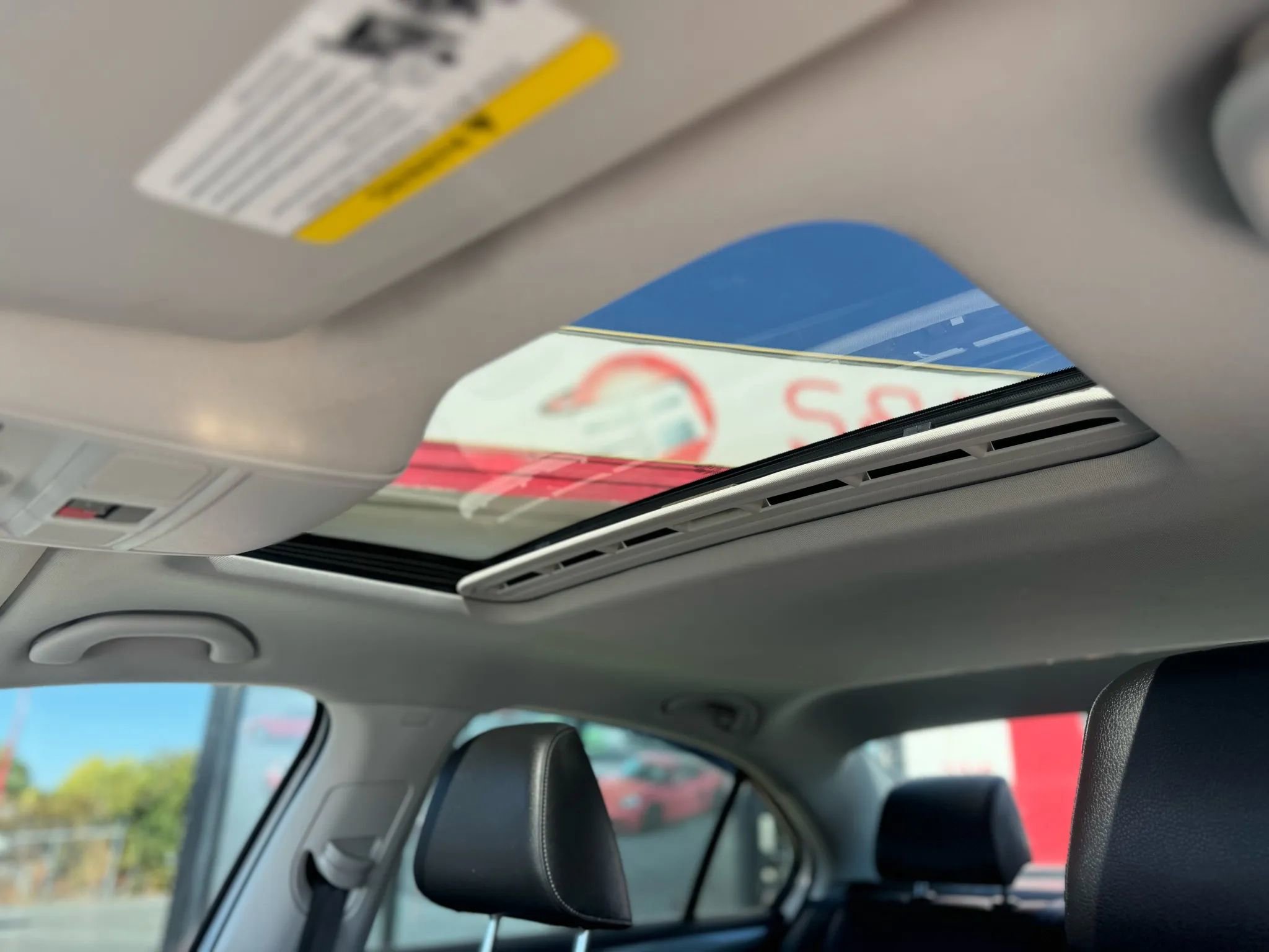 Used 2018 Volkswagen Jetta SE image 17