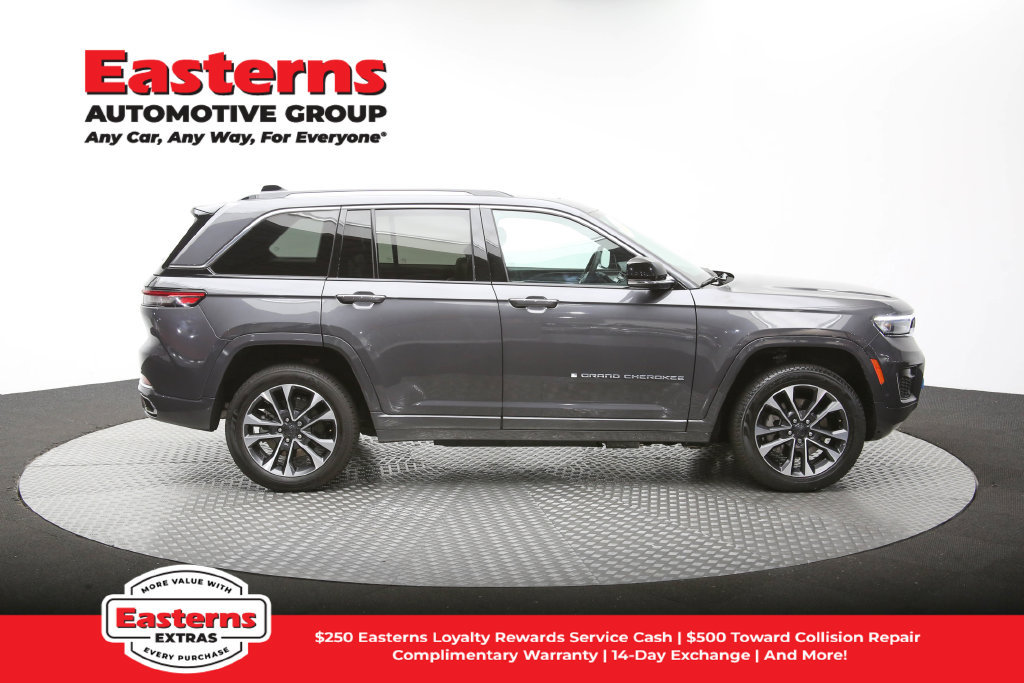 Used 2023 Jeep Grand Cherokee Overland AWD/4WD image 48