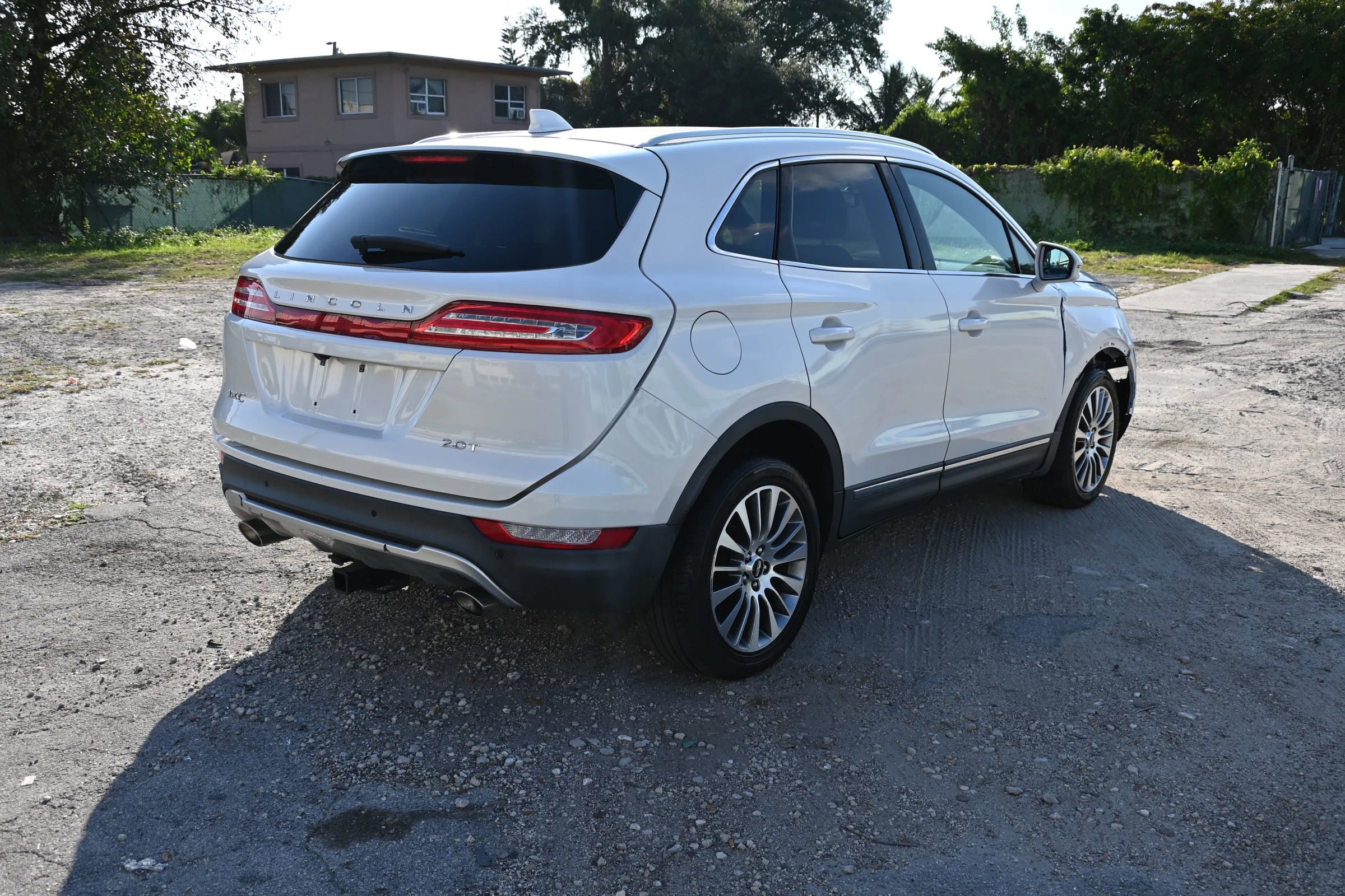 Used 2017 Lincoln MKC Reserve image 5